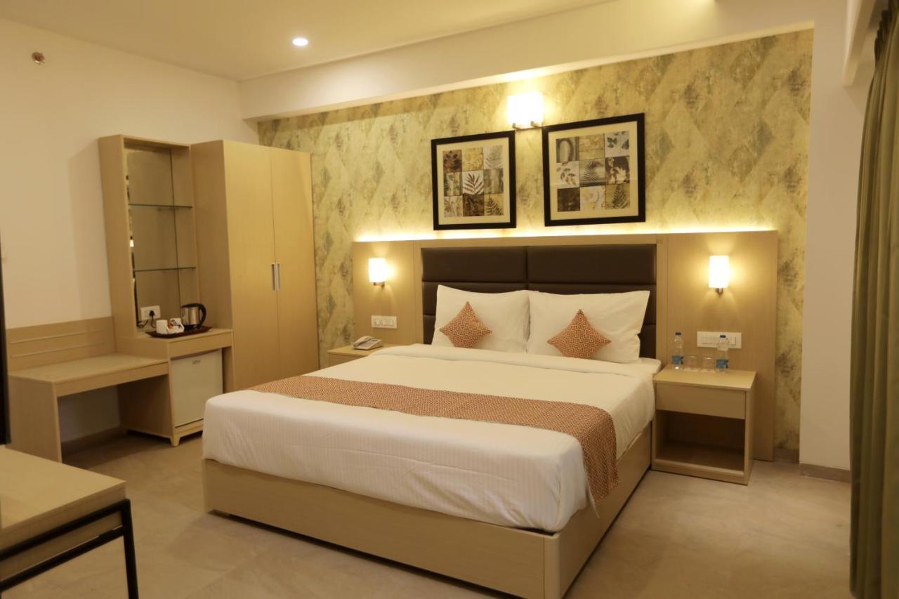 Shourya Residency Gulab Bagh Hotel Udaipur Bagian luar foto